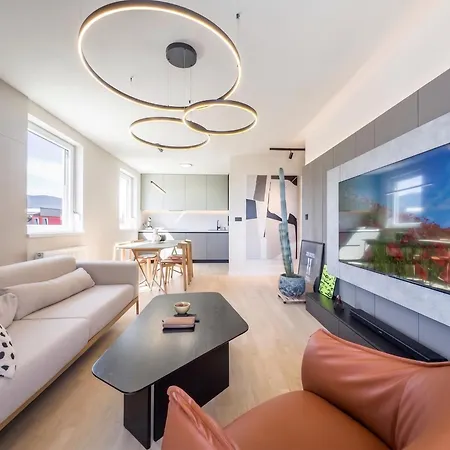 Apartamento Sky Nest Luxury Near Airport