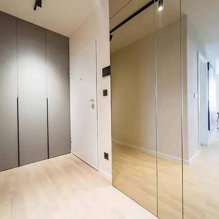 Apartamento Sky Nest Luxury Near Airport *