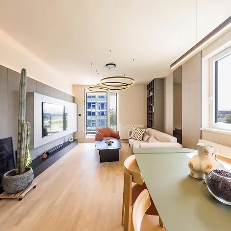 Apartamento Sky Nest Luxury Near Airport Saraievo
