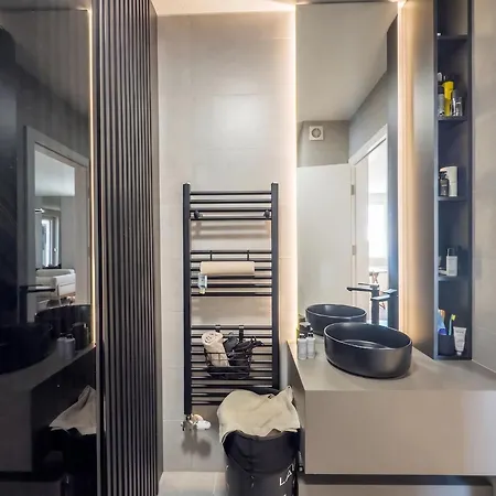 Sky Nest Luxury Near Airport