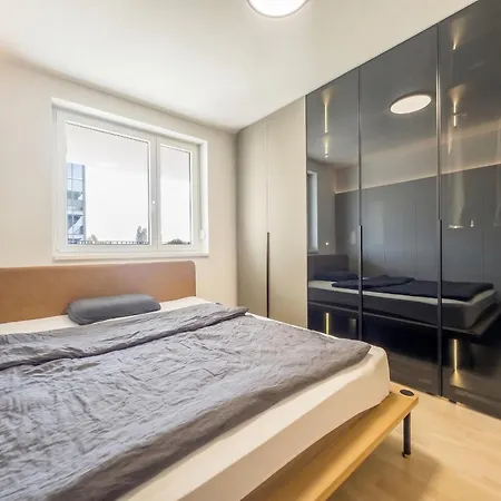 Sky Nest Luxury Near Airport *